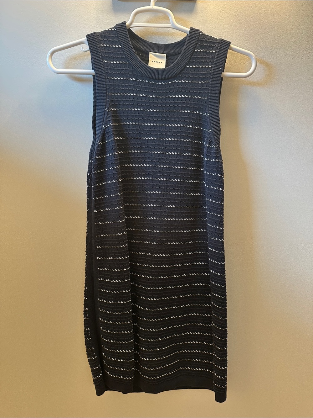 Varley Sleeveless Knit Shift Dress - Navy Blue